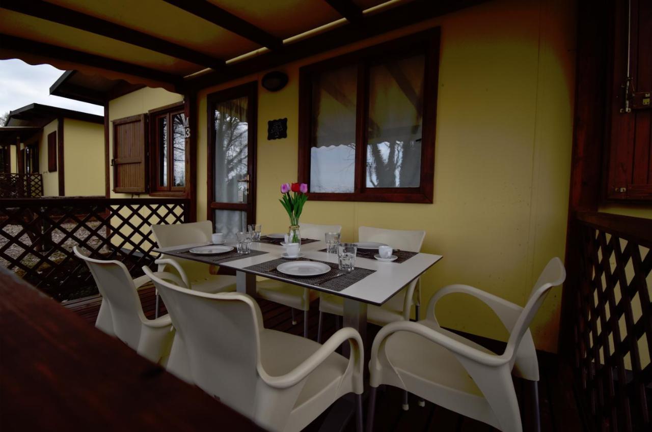 Agriturismo B&B Corte Tonolli Valeggio sul Mincio Exteriör bild