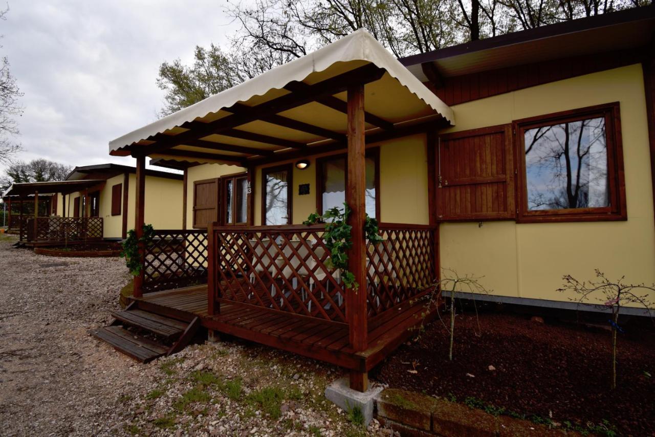 Agriturismo B&B Corte Tonolli Valeggio sul Mincio Exteriör bild