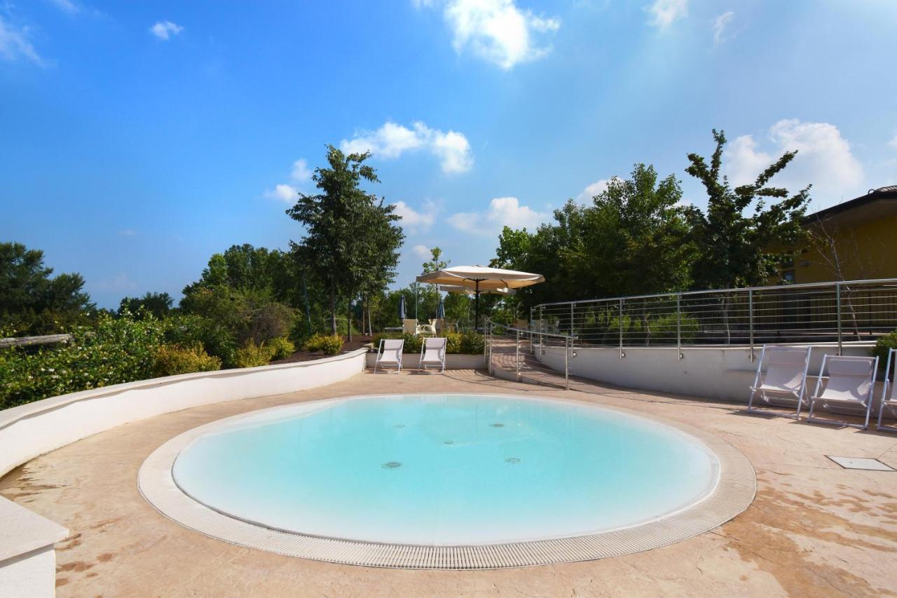 Agriturismo B&B Corte Tonolli Valeggio sul Mincio Exteriör bild