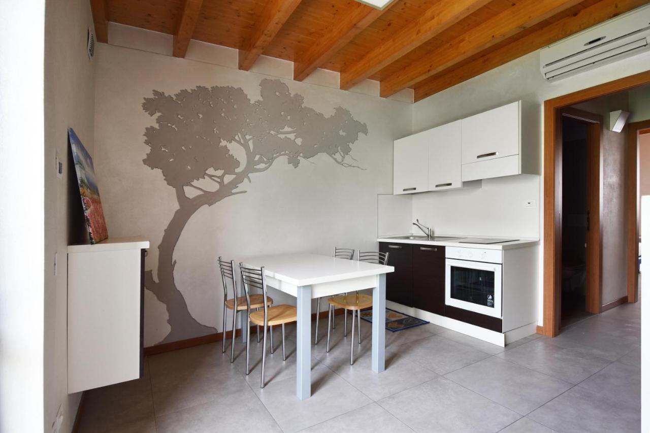 Agriturismo B&B Corte Tonolli Valeggio sul Mincio Exteriör bild
