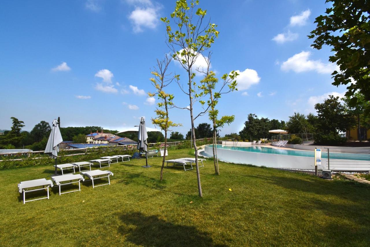 Agriturismo B&B Corte Tonolli Valeggio sul Mincio Exteriör bild