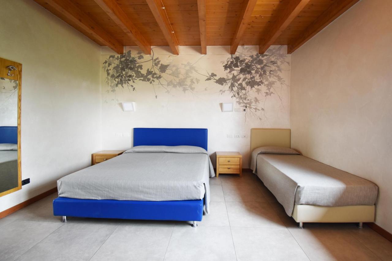 Agriturismo B&B Corte Tonolli Valeggio sul Mincio Exteriör bild